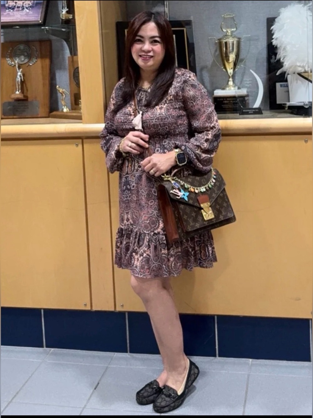 LOUIS VUITTON w/ COA Brown Monogram Medium Crossbody Satchel with Gold Hardware - Picture 6 of 17